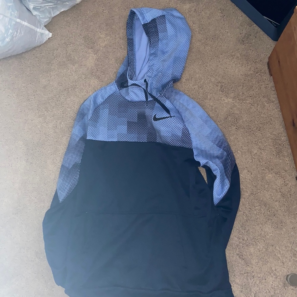 Medium Nike Hoodie